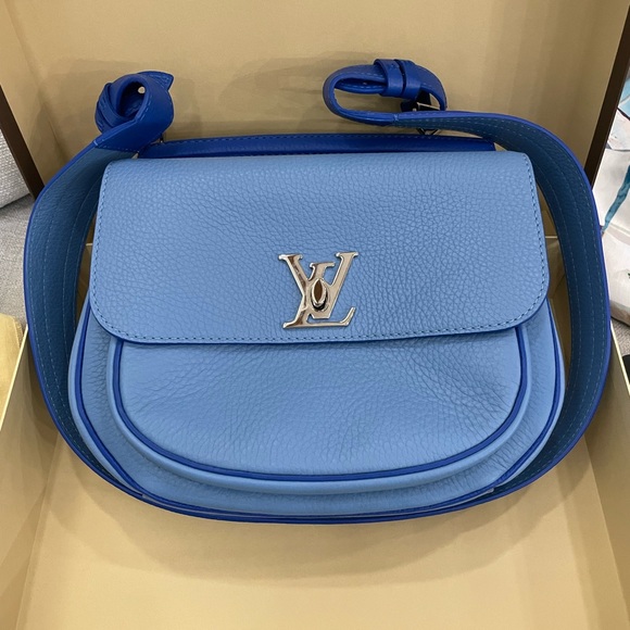 Louis Vuitton Handbags - LOUIS VUITTON SPECIAL EDITION CROSS BODY BAG NIB
